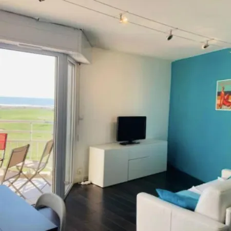 Vue Avec Piscine Apartamento